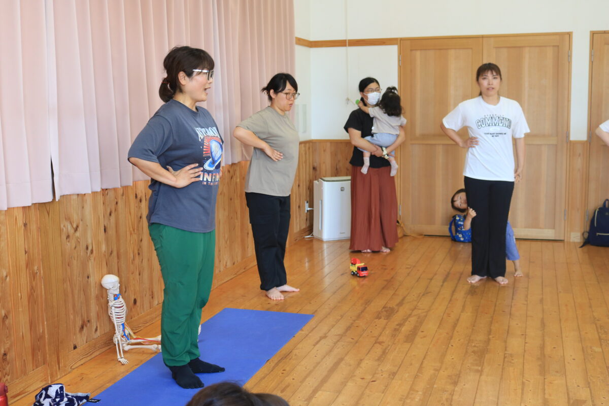 身体を伸ばす④