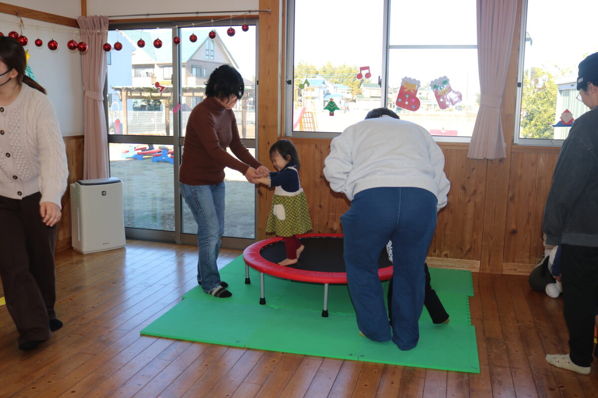 トランポリン②